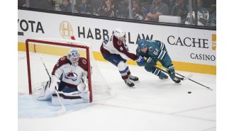 Annunen and Colton lead Avalanche to back-to-back victories.