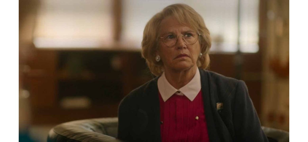 Famous 90s TV star, known for soap operas, looks completely different in Rivals.