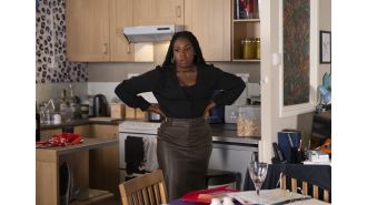 Dee-Dee finds something shocking after Joel's death on Coronation Street.