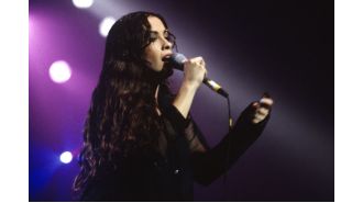 1990s pop star hints at Glastonbury appearance by taking a break in her UK tour schedule.