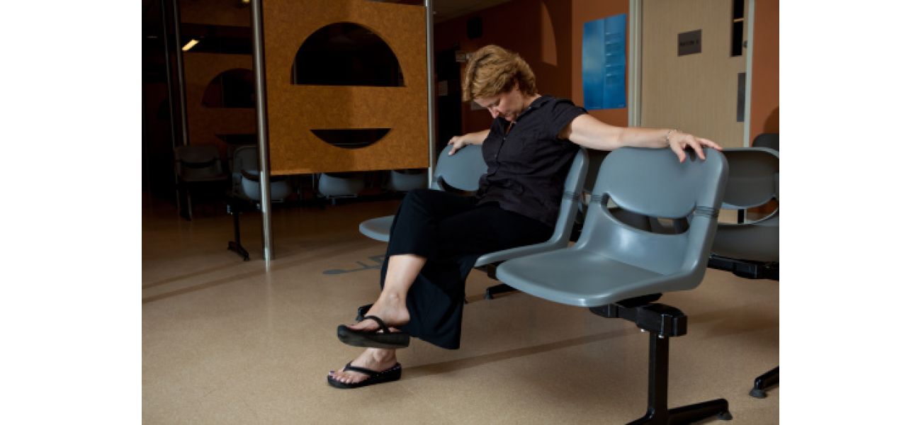 Nurse apologizes for long hours and suffering, prompting concern about NHS's state.