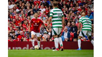 Berbatov encourages Man Utd player to show more intensity for upcoming match against Fenerbahce.