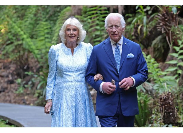 Monarch supporters prepare to say goodbye to King and Queen as their Australia visit comes to an end.