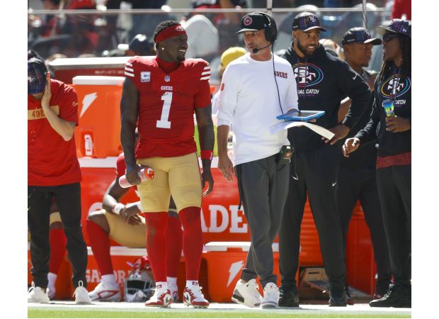 49ers are looking back at loss to Chiefs and dealing with Deebo Samuel's pneumonia hospitalization.