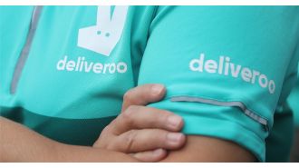 Hundreds of people are unable to order lunch due to Deliveroo's server outage.