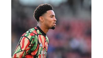 Ian Wright believes that young player Ethan Nwaneri should have been given a starting position in the game against Bournemouth.