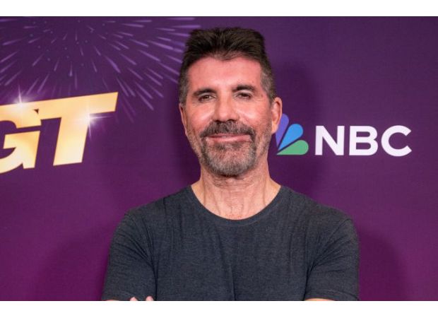 Simon Cowell, who is numb after Liam Payne's passing, shows up in public for the first time.