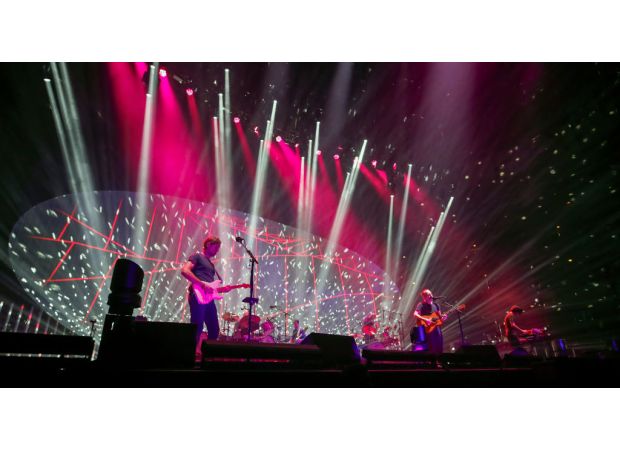 Famous singer doesn't care if people want 90s band to come back.