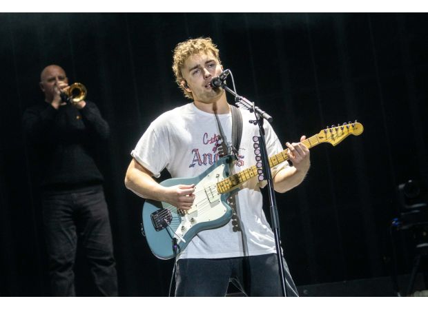 Fans are upset after being unable to purchase tickets during the pre-sale for Sam Fender's tour.