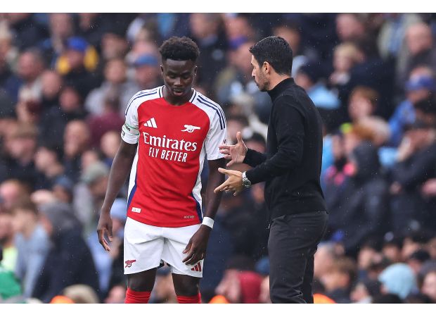 Arteta shares concerning news about Saka's fitness ahead of Liverpool game.