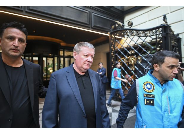 Liam Payne's body not yet released to family by investigators.