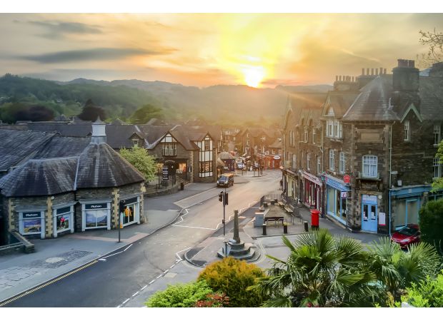 Visitors enjoy a relaxed atmosphere, enchanting vibes, and beautiful views in this charming British town.