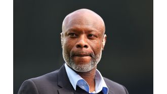 Gallas questions whether an Arsenal player who appears fatigued needs to take a break.