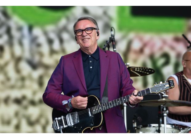 Chris Difford, a prominent 70s rock musician, shares his thoughts on the shortcomings of modern music.