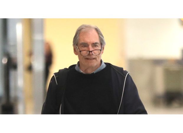 Old James Bond star, 78, looks completely different in rare appearance.