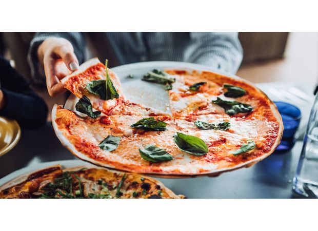 Police busts pizzeria for selling top dish with a side of cocaine.