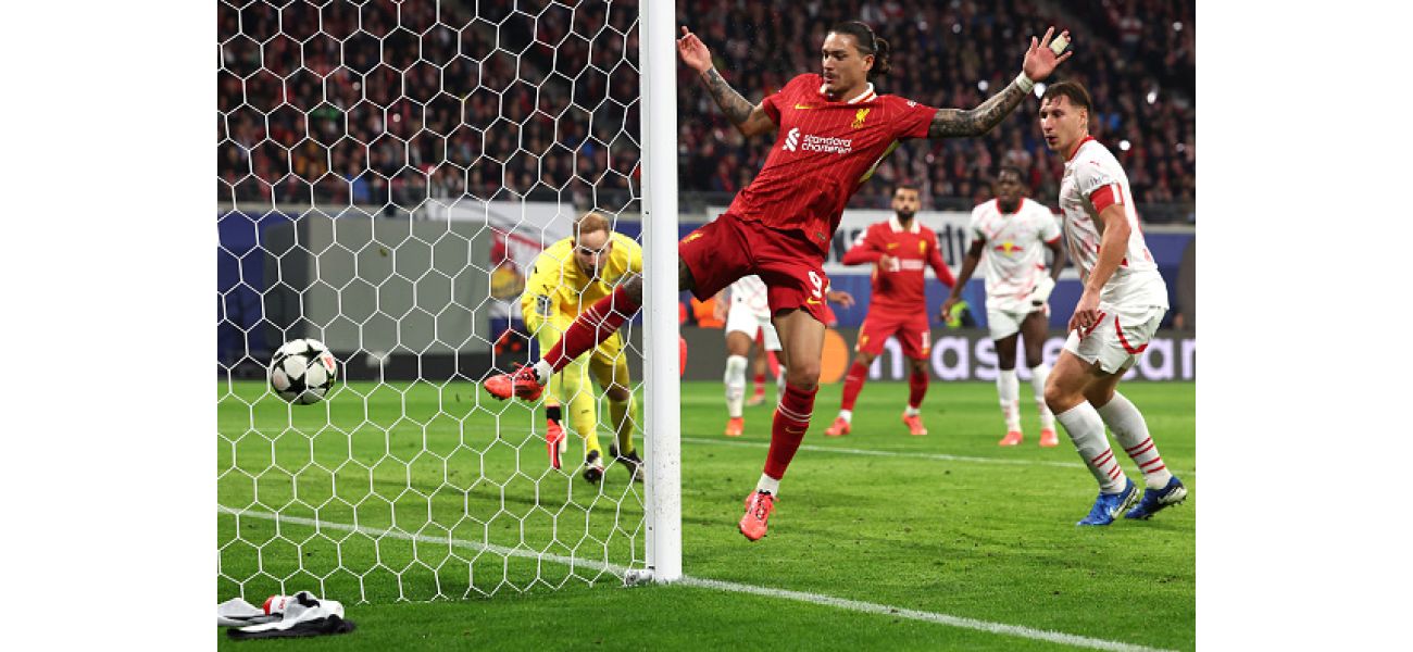 Darwin Nunez shared with Liverpool teammates after taking Mohamed Salah's goal.