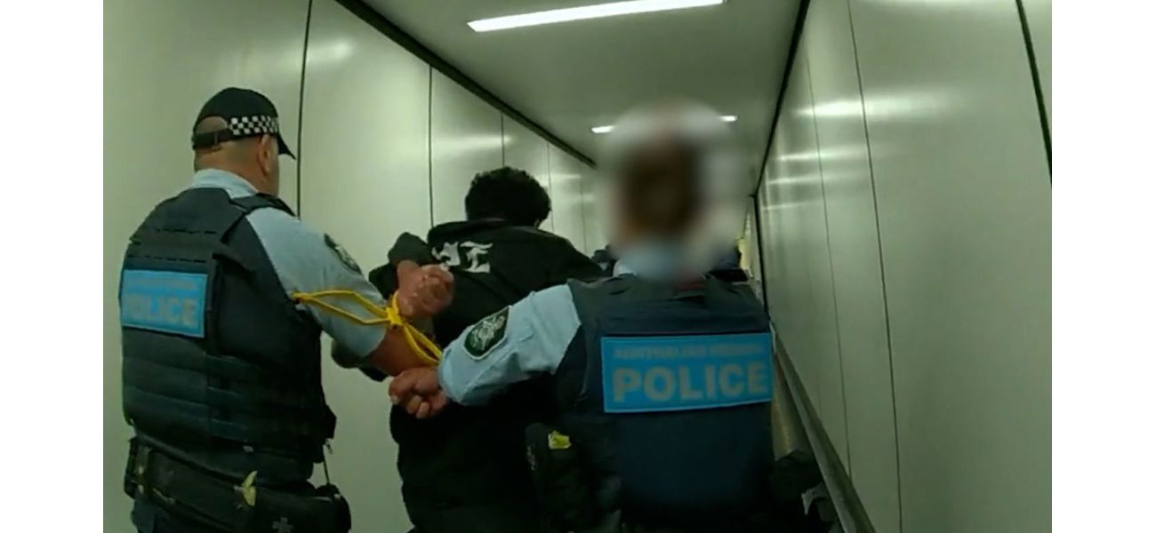 Airline passenger arrested for allegedly assaulting someone during mid-flight on Australian flight.