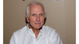 Actor Ron Ely, known for his role as Tarzan, has passed away at 86, with a troubled life.