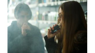 UK to ban single-use vapes on specific date.