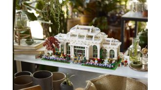 The final large Lego set of the season is an enormous Botanical Garden.