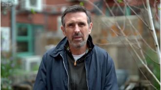 Gardener Adam Frost shares struggle with chronic pain for 20 years.