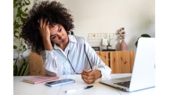7 signs you're under extreme stress