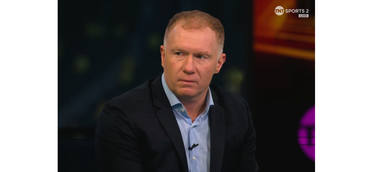 Paul Scholes criticizes Manchester United player for repeated mistakes in Fenerbahce draw.