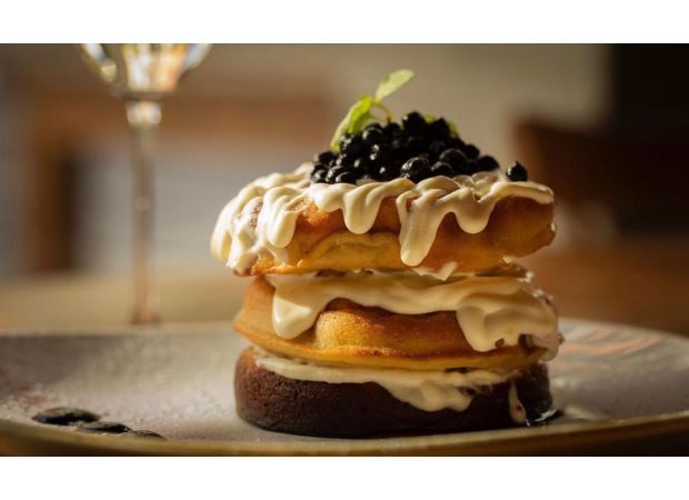 Discover the top 10 best deals in London, including delicious pancakes and waffles, as well as a relaxing massage.