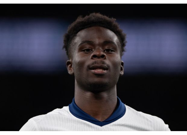 A former Arsenal player shares information about Bukayo Saka's injury.