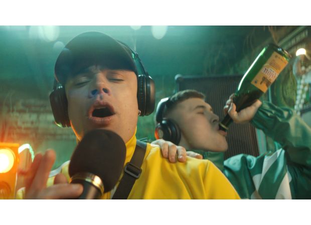 Irish language rap film with high Rotten Tomatoes rating becomes unexpected success in India.