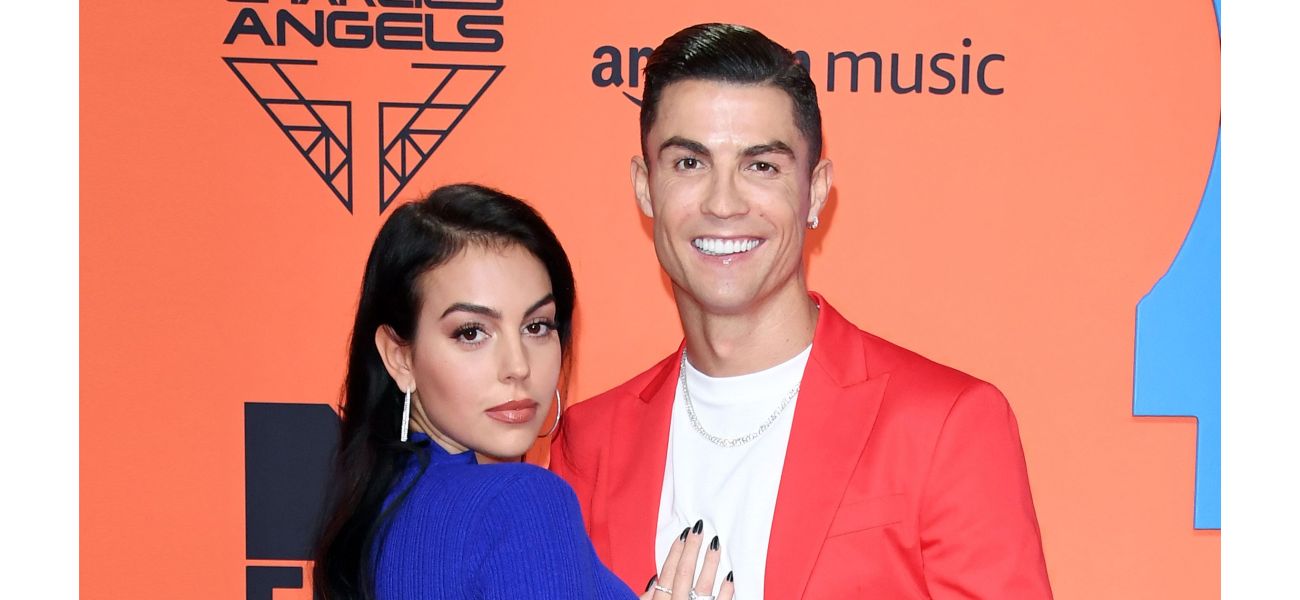 30-year-old Georgina Rodriguez, Cristiano Ronaldo's girlfriend, has been hospitalized due to pneumonia.