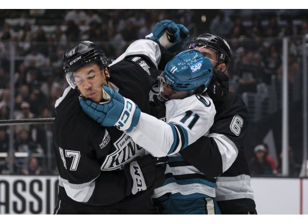The Sharks lose again in a slow start, making their losing streak historically long.