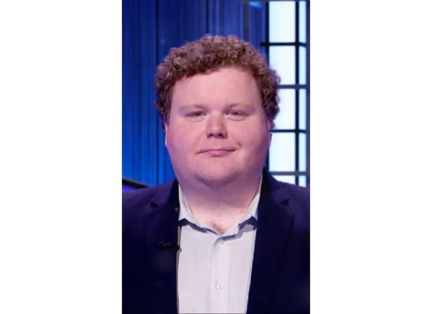 Famous young actor from 2000s surprises audience by appearing on popular TV game show.