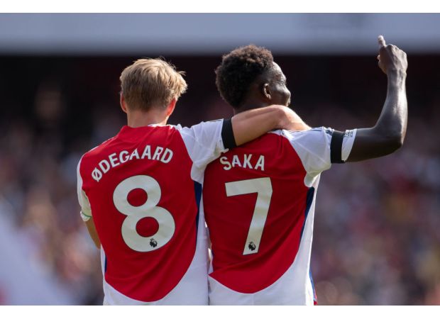 Neville advises Arsenal supporters to stop giving excuses and predicts outcome of Liverpool match.