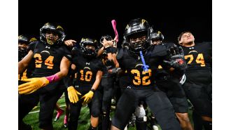 No. 11 Wilcox dominates Sacred Heart Prep in Santa Clara with an early touchdown, setting the tone for a charged-up game.