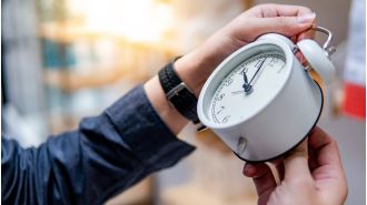 Get your body ready for daylight savings time by following these steps.