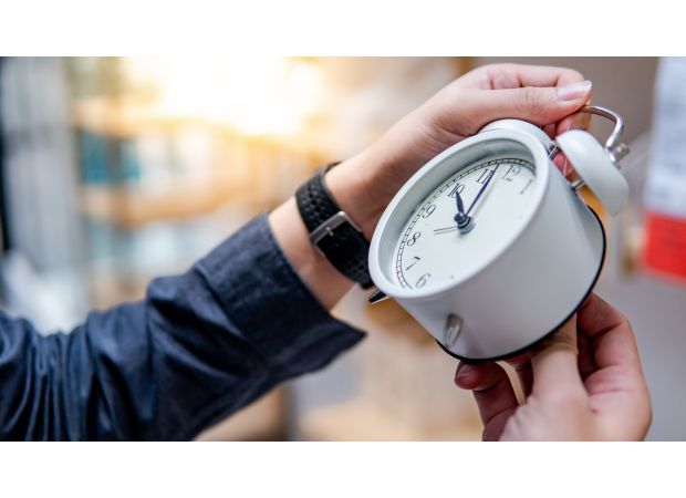 Get your body ready for daylight savings time by following these steps.