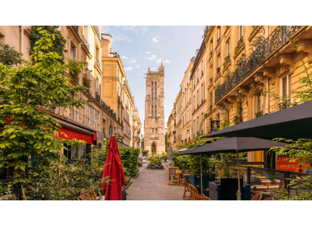 UK residents cautioned about potential additional fee when visiting popular tourist spot.