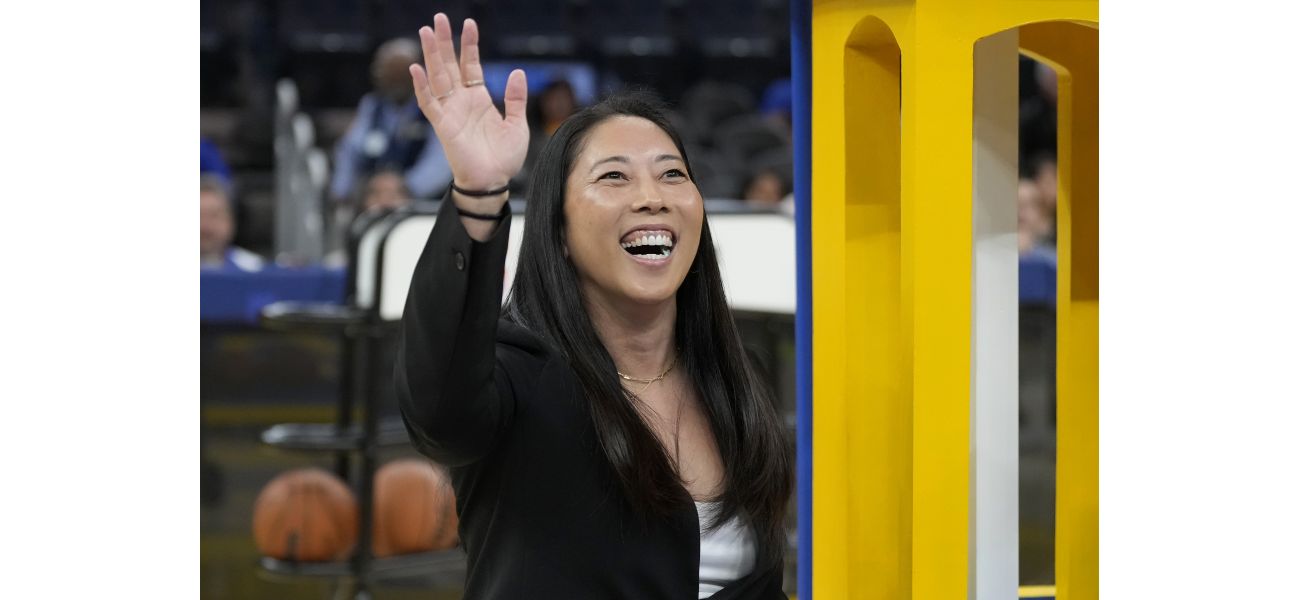 Tyronn Lue compliments Coach Nakase of Valkyries, stating she is exceptional.