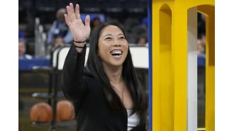 Tyronn Lue compliments Coach Nakase of Valkyries, stating she is exceptional.