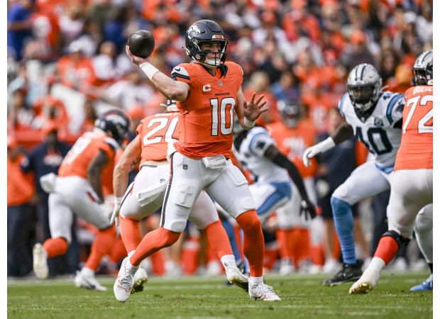 Nix shines with 4 TDs as Broncos defeat Panthers in game.