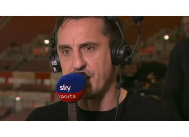 Neville suggests referees are plotting against Man Utd following incident with West Ham.