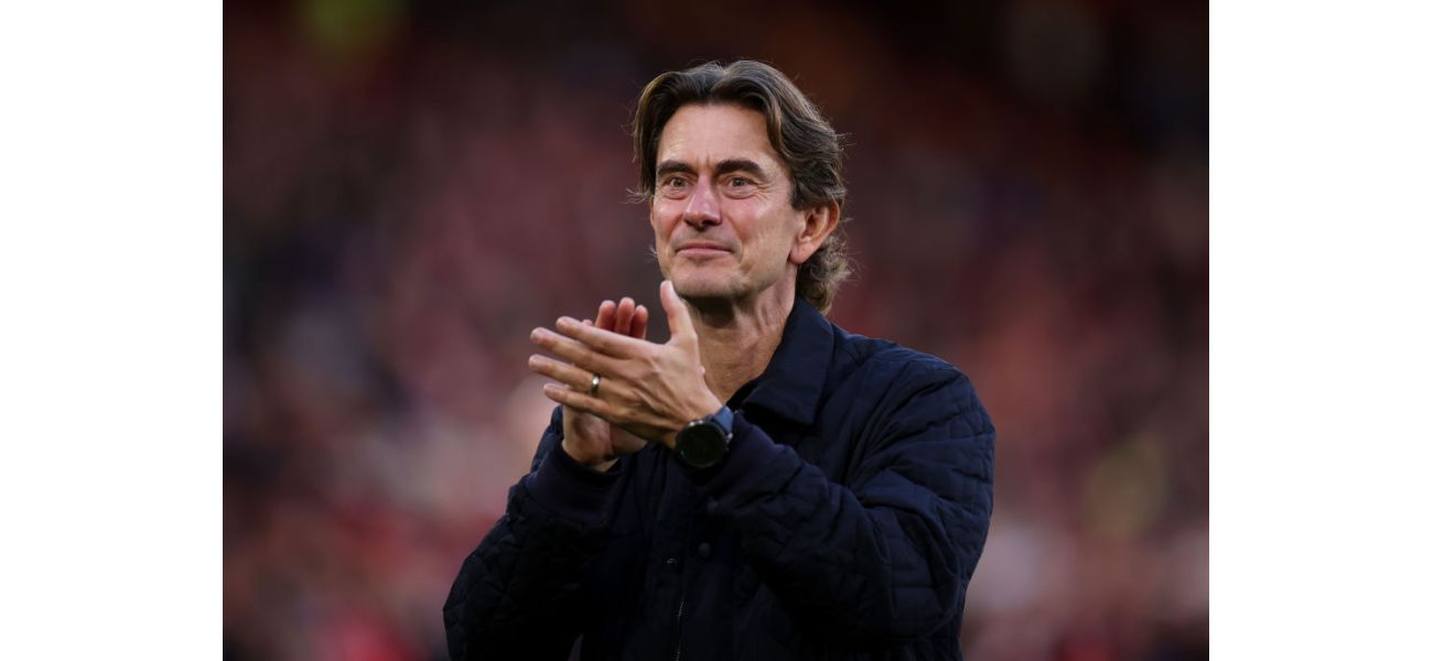 Frank talks about Man Utd's open position and shares a message with Erik ten Hag.