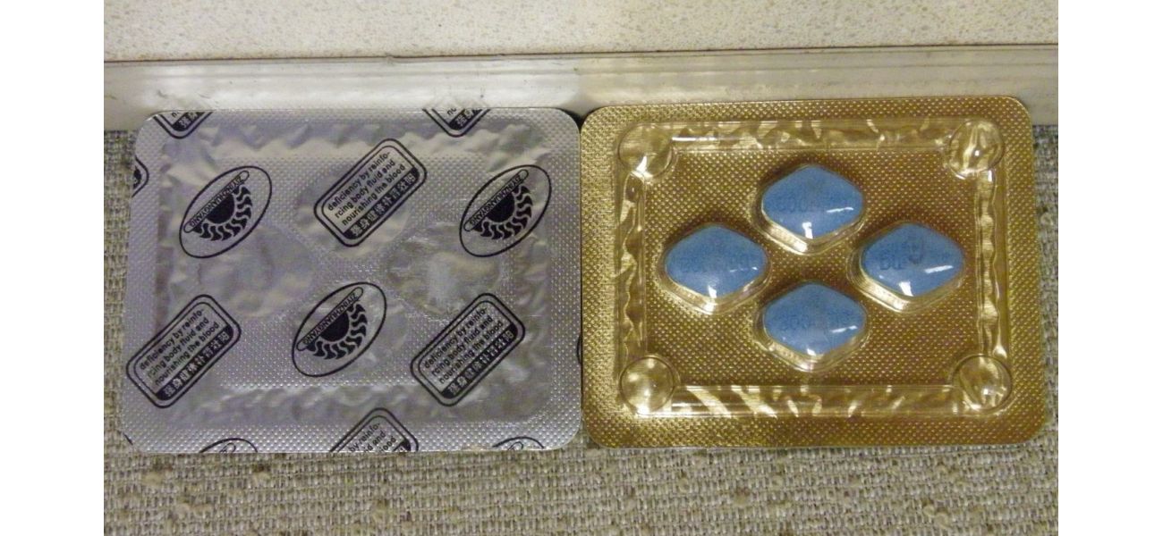 TGA warns of fake online tablets.