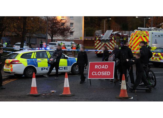 Police investigate man's death, evacuate tower block as bomb squad called in
