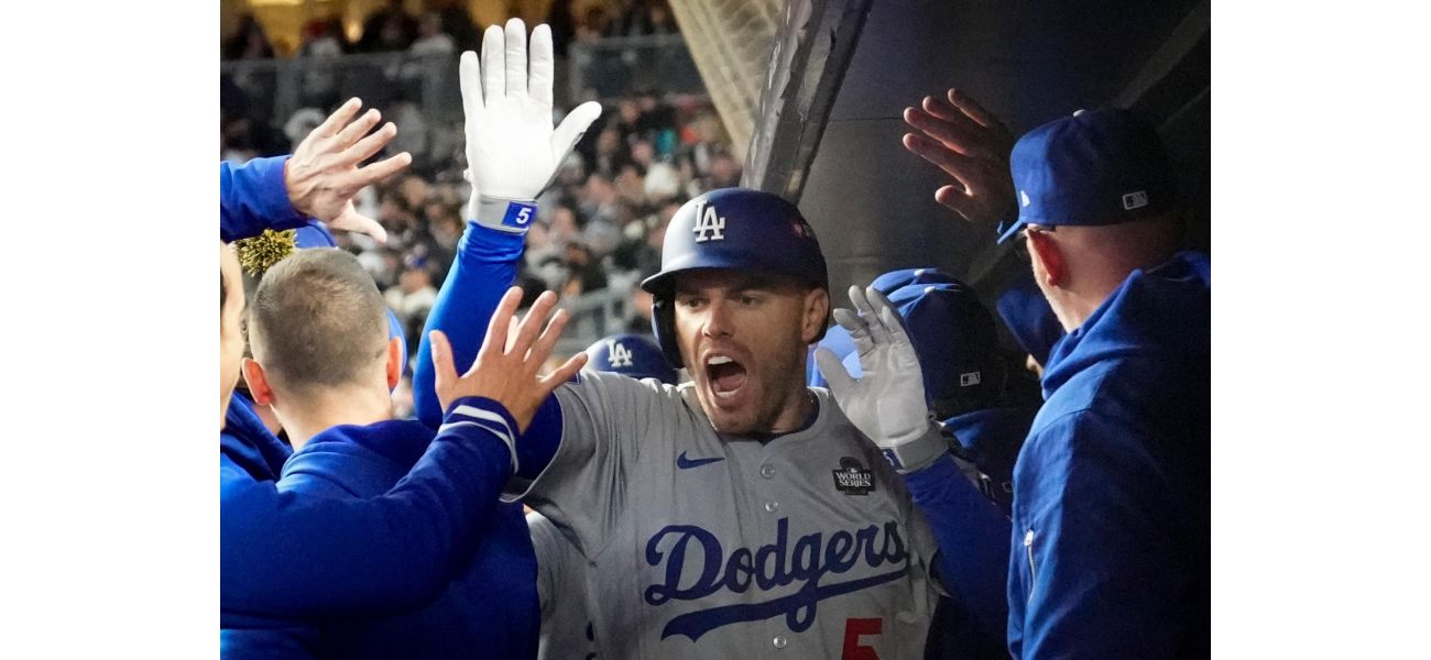 Freeman and Buehler help Dodgers defeat struggling Yankees 4-2, giving them a 3-0 lead in the World Series.