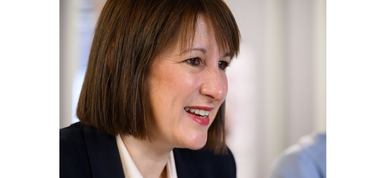 In the budget, Rachel Reeves plans to increase the minimum wage by 6%.