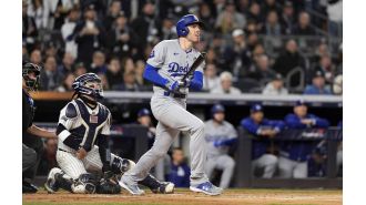 Freeman hits another home run as Dodgers beat Yankees, close in on World Series victory.