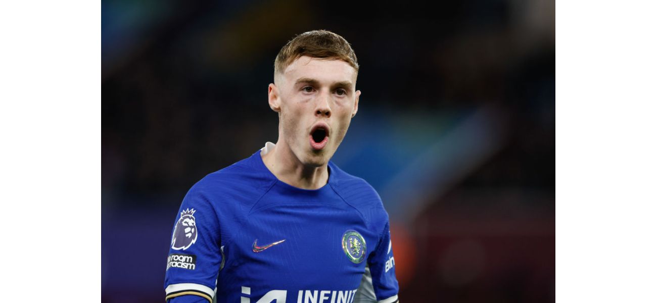 Chelsea legend Gianfranco Zola predicts a bright future for Cole Palmer, recognizing his potential.